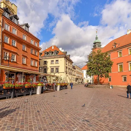 Two Bedroom In With Space For Remote Work By Renters *