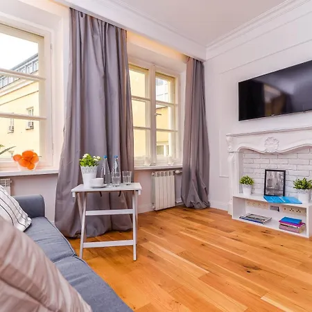 Two Bedroom In With Space For Remote Work By Rent Like